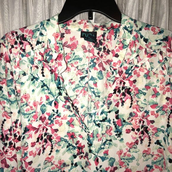 Floral Lattice Shoulder Blouse • 1X • Rue21 - Picture 3 of 5